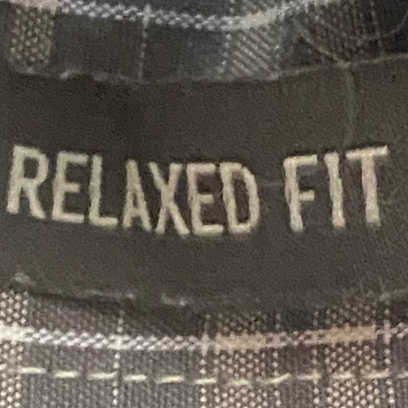 Eddie Bauer Men’s Button-Down Plaid Shirt Big and Tall Relaxed Fit Size TL - Picture 9 of 12